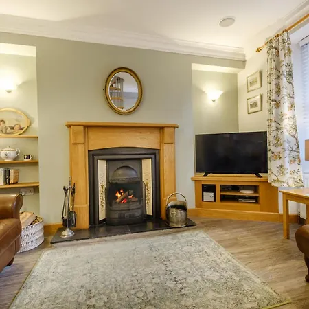 Peg's Place * Bowness-on-Windermere